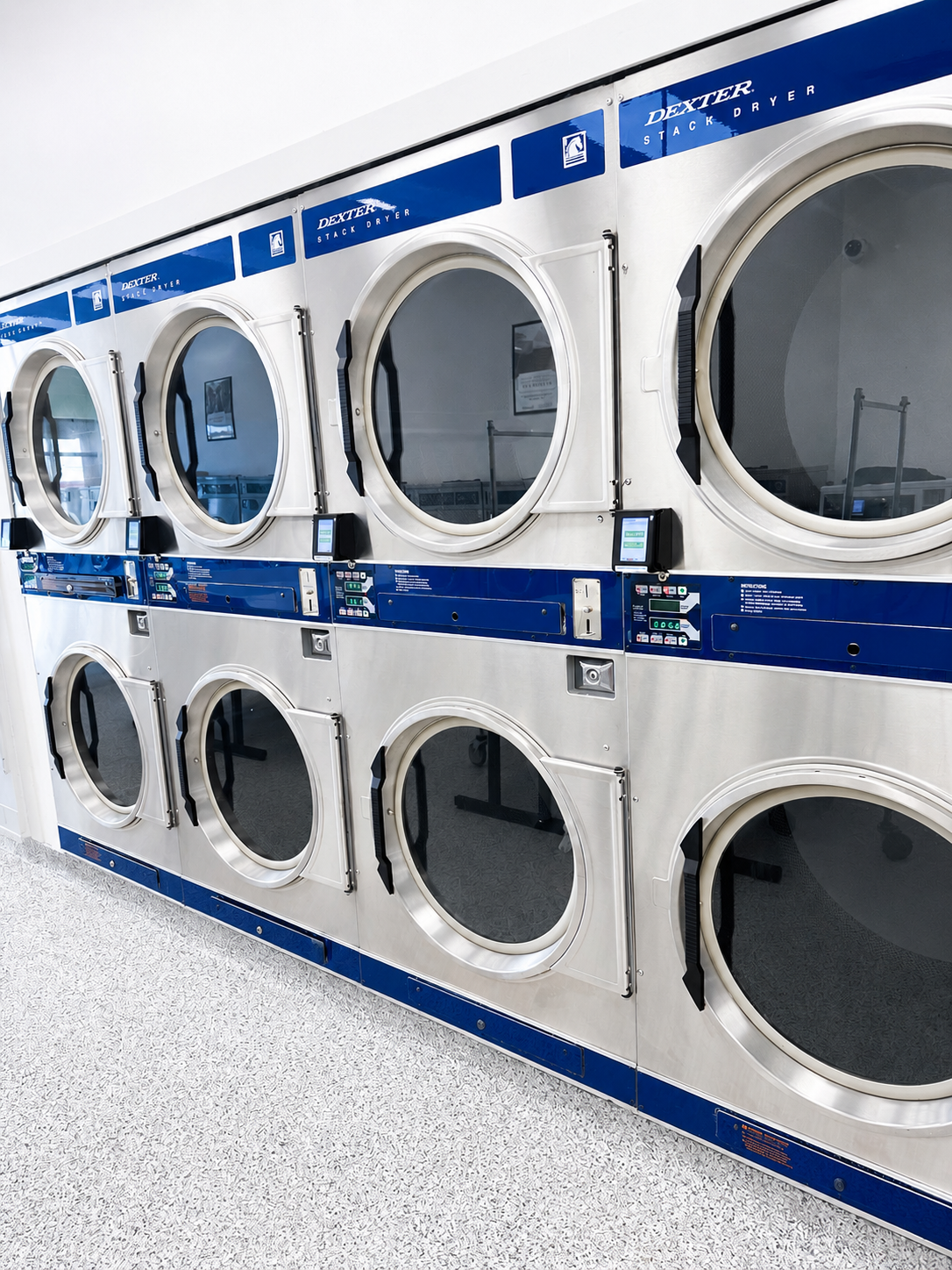 Laundromat_stillwater_machines